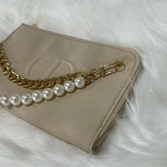 Dior Beauty mini bag - Picture 5 of 15